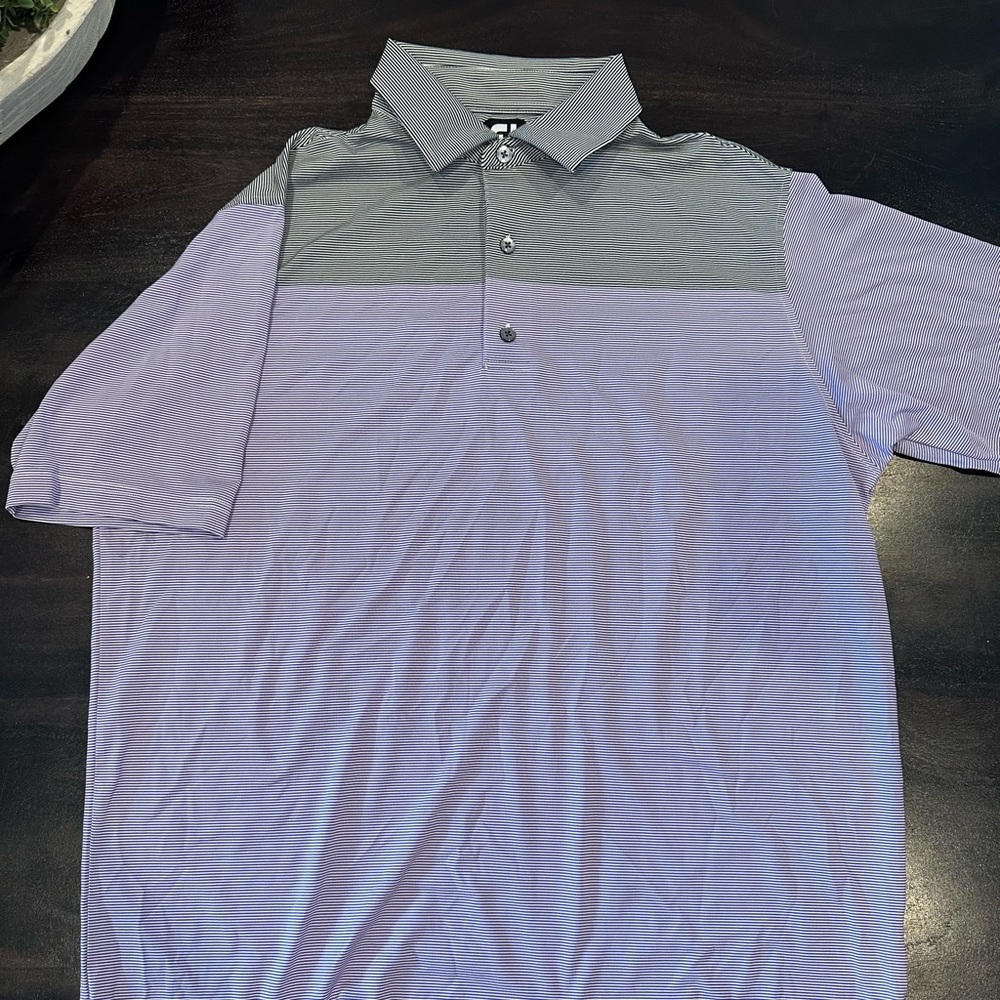 FootJoy Golf Short Sleeve Button Down Shirt - Purple & Grey Stripes - Size L